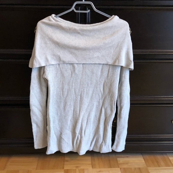 Les Ailes sweater - Picture 1 of 3